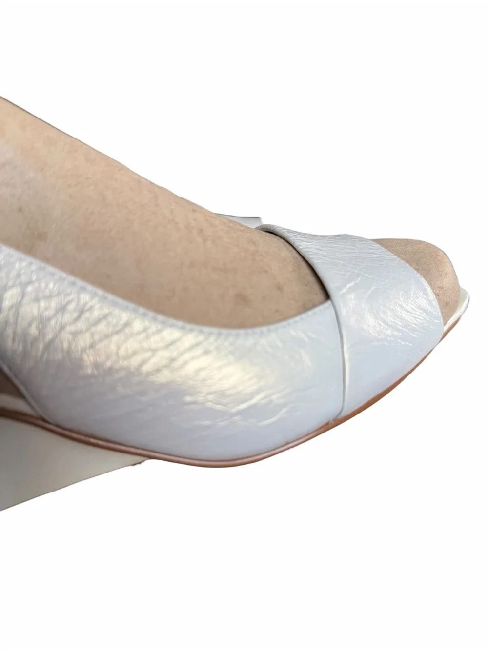 Vintage Y2K Franco Sarto 9M White Iridescent Pearl Slingback Wedge Sandals